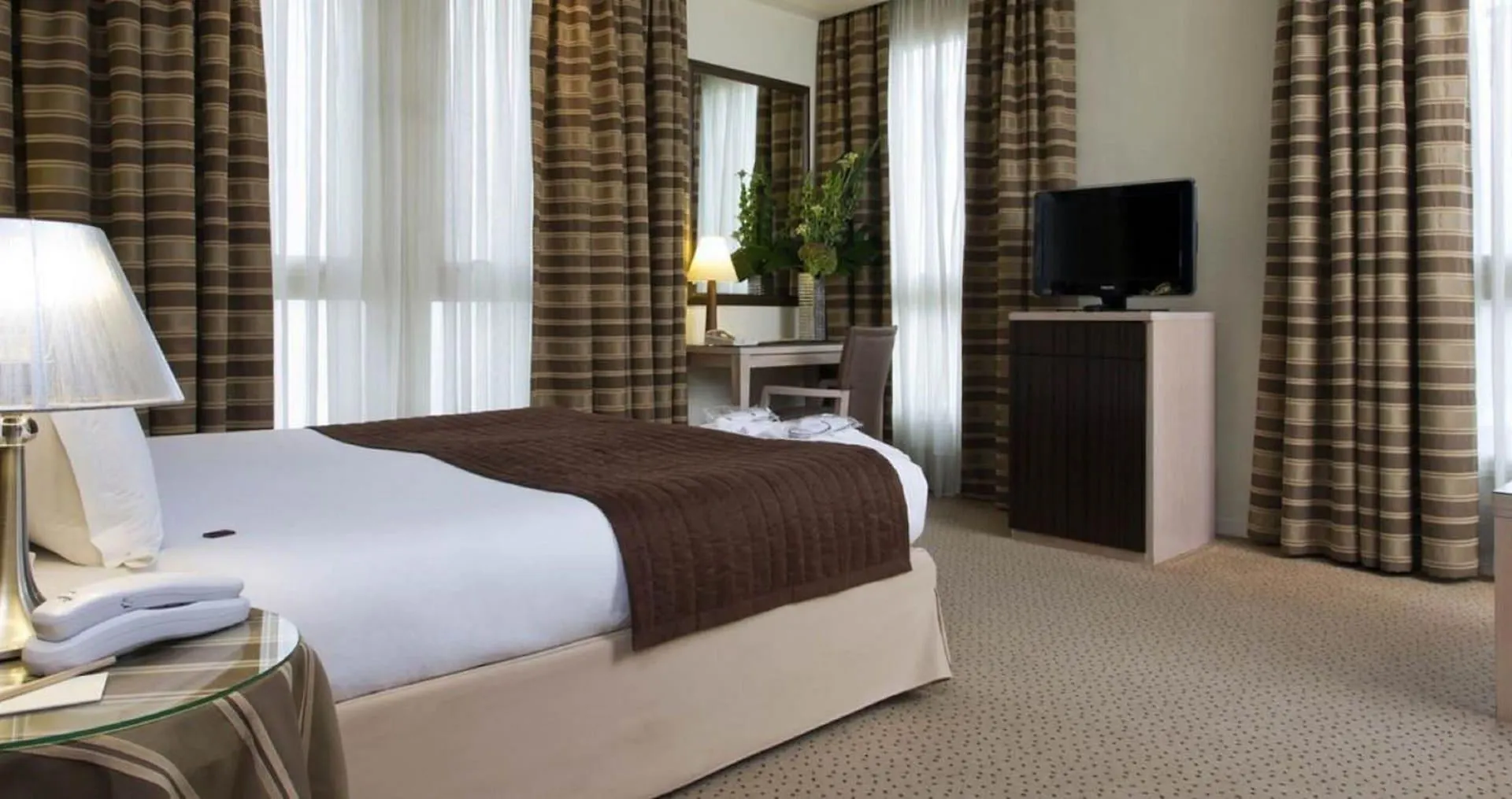 Le Pera Hotel 4*