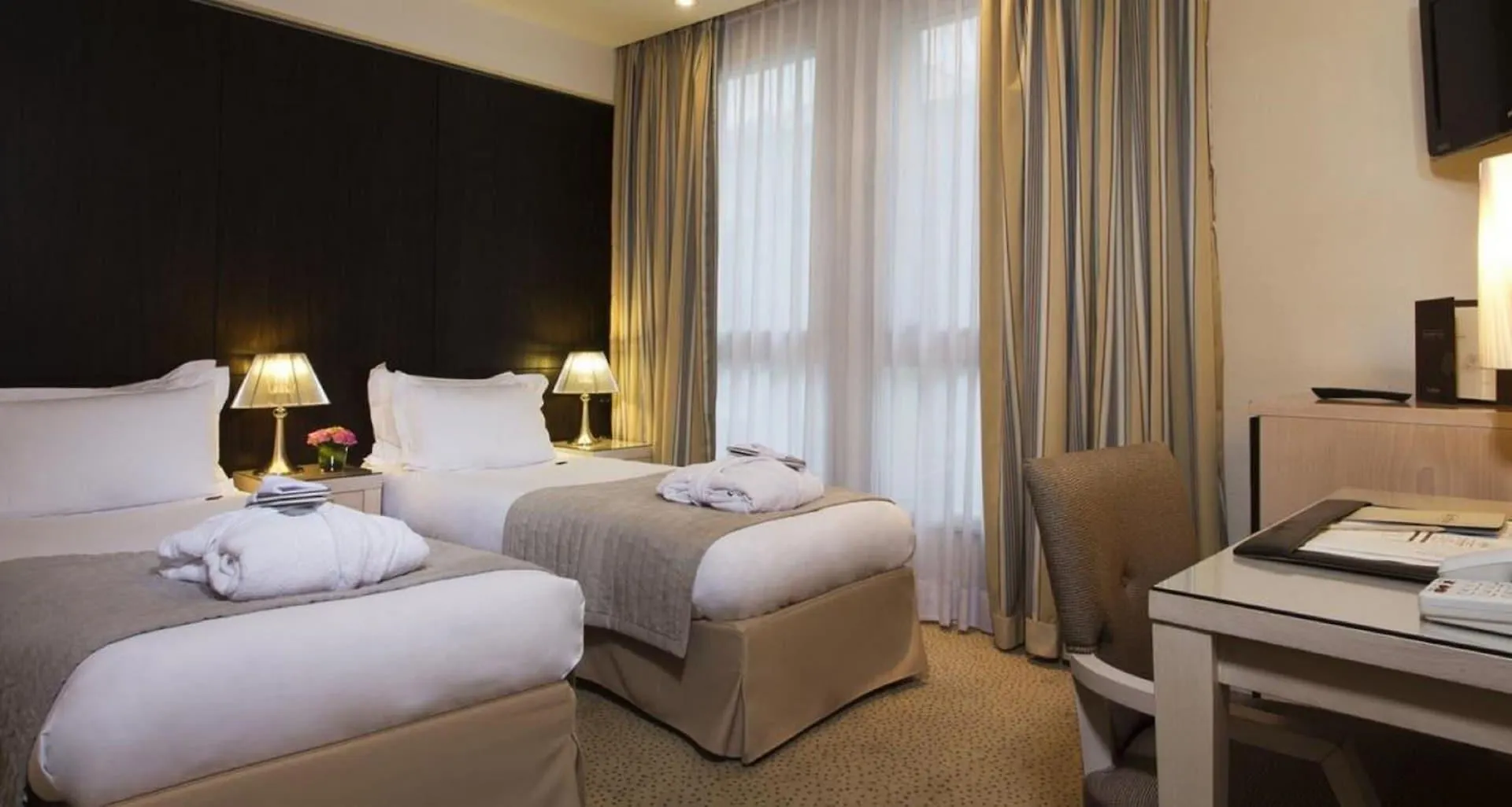 Le Pera Hotel Paříž