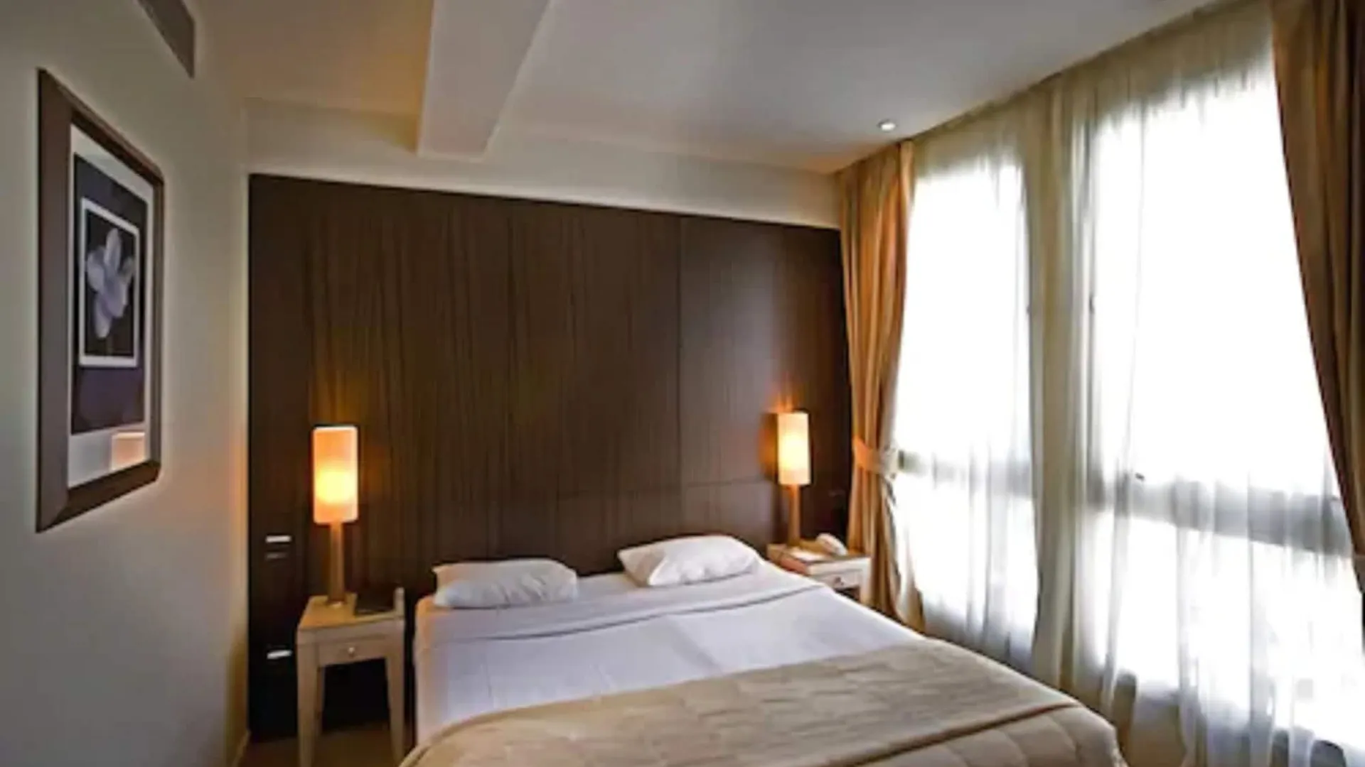 Le Pera Hotel