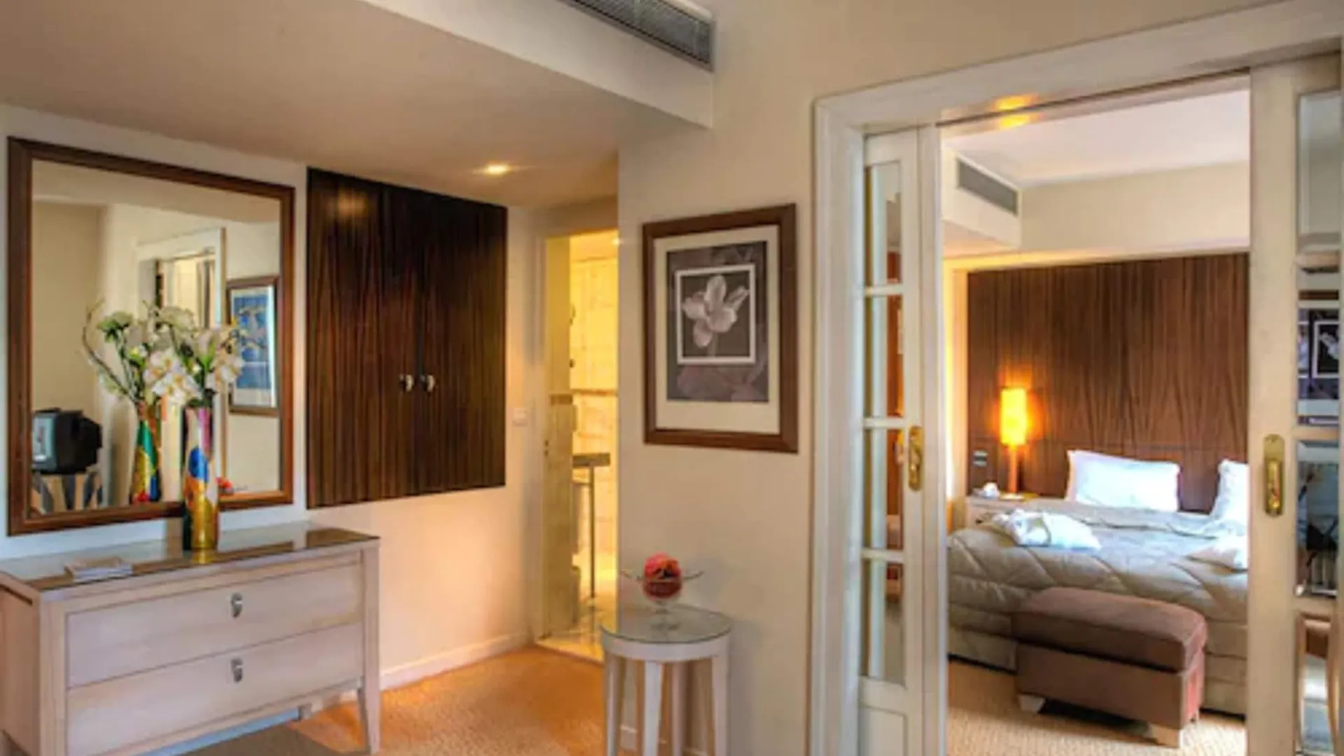 Le Pera Hotel 4*