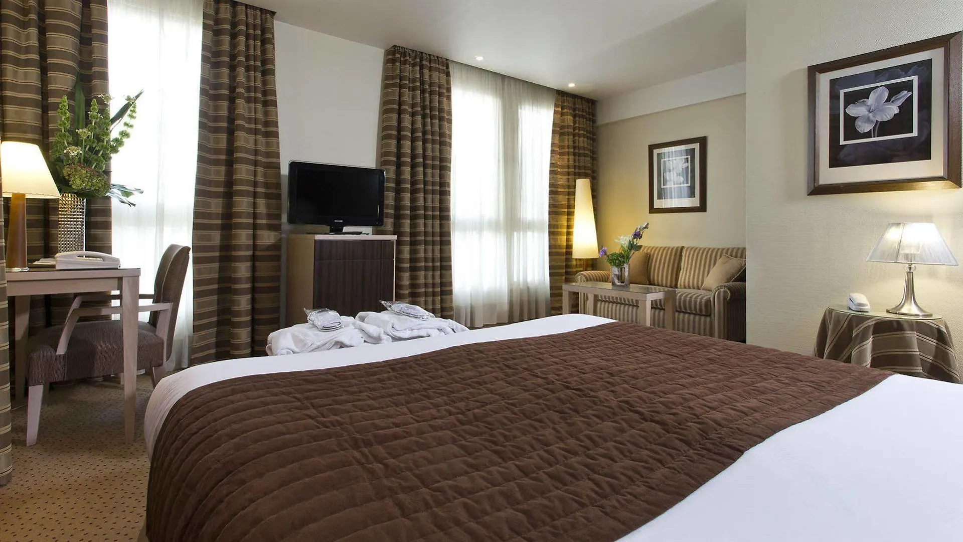 Le Pera Hotel